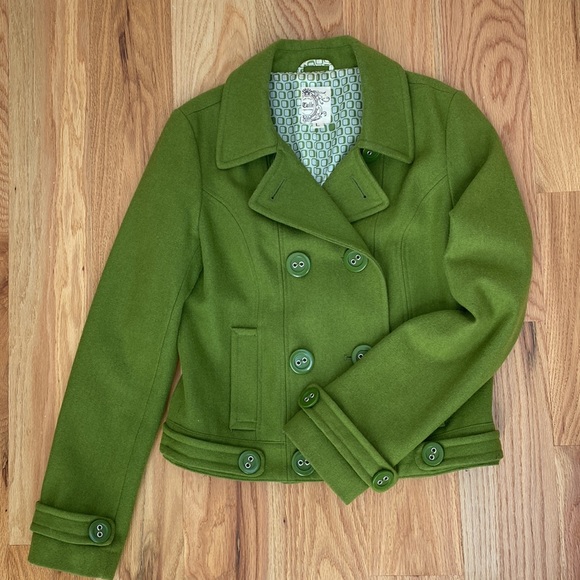 Green Jacket - Picture 5 of 7